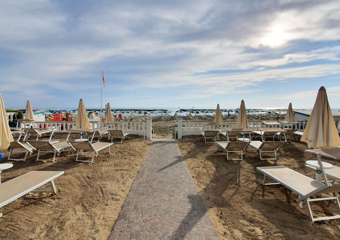 media.Spiaggia-02_RosamarieElite