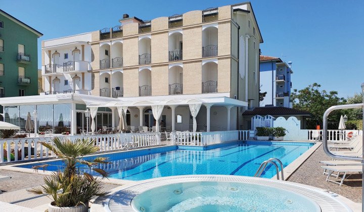 media.Hotel_Rosa_Maria_Elite_modifica_Asciugamano